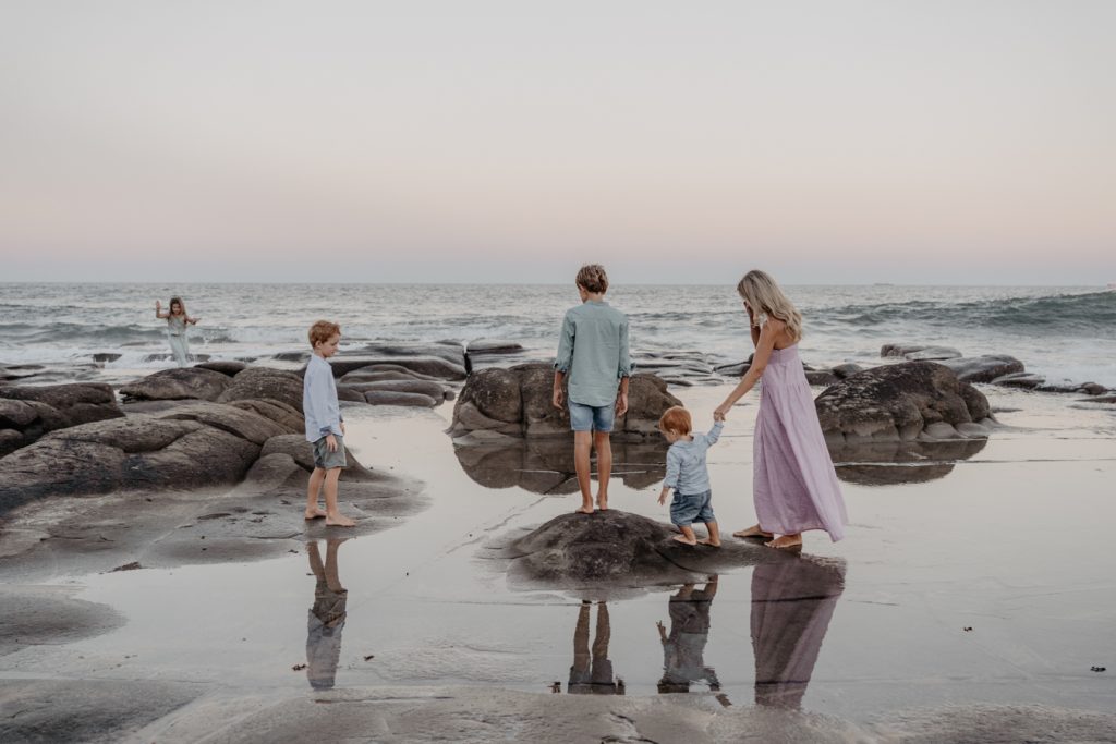 AUTHENTIC, NATURAL & TIMELESS FAMILY PHOTOS