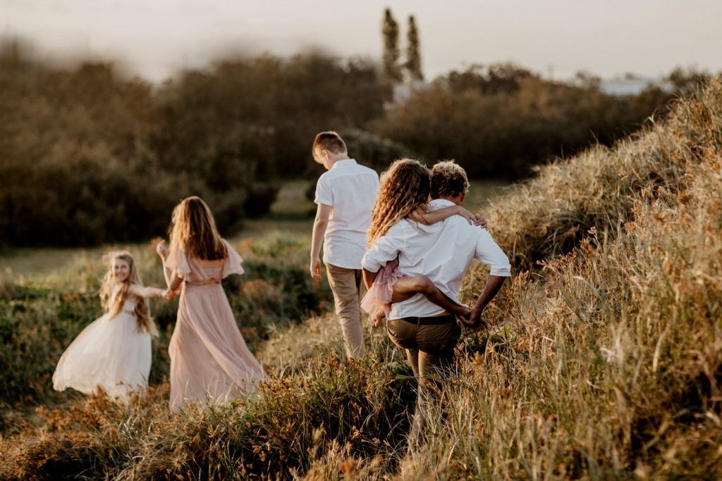 sunshine coast beach family photographer