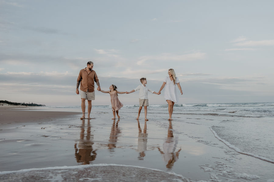 Outfit ideas for family photos on the Sunshine coast