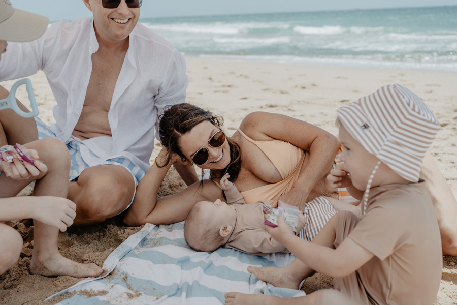 Extended family photographer on the sunshine coast
